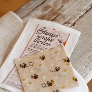 Handgemachtes Bienenwachstuch aus dem Lungau, nachhaltige Alternative zu Frischhaltefolie