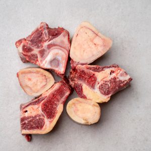 Markknochen vom Lungauer Rind aus artgerechter regionaler Landwirtschaft für Suppen und Fonds